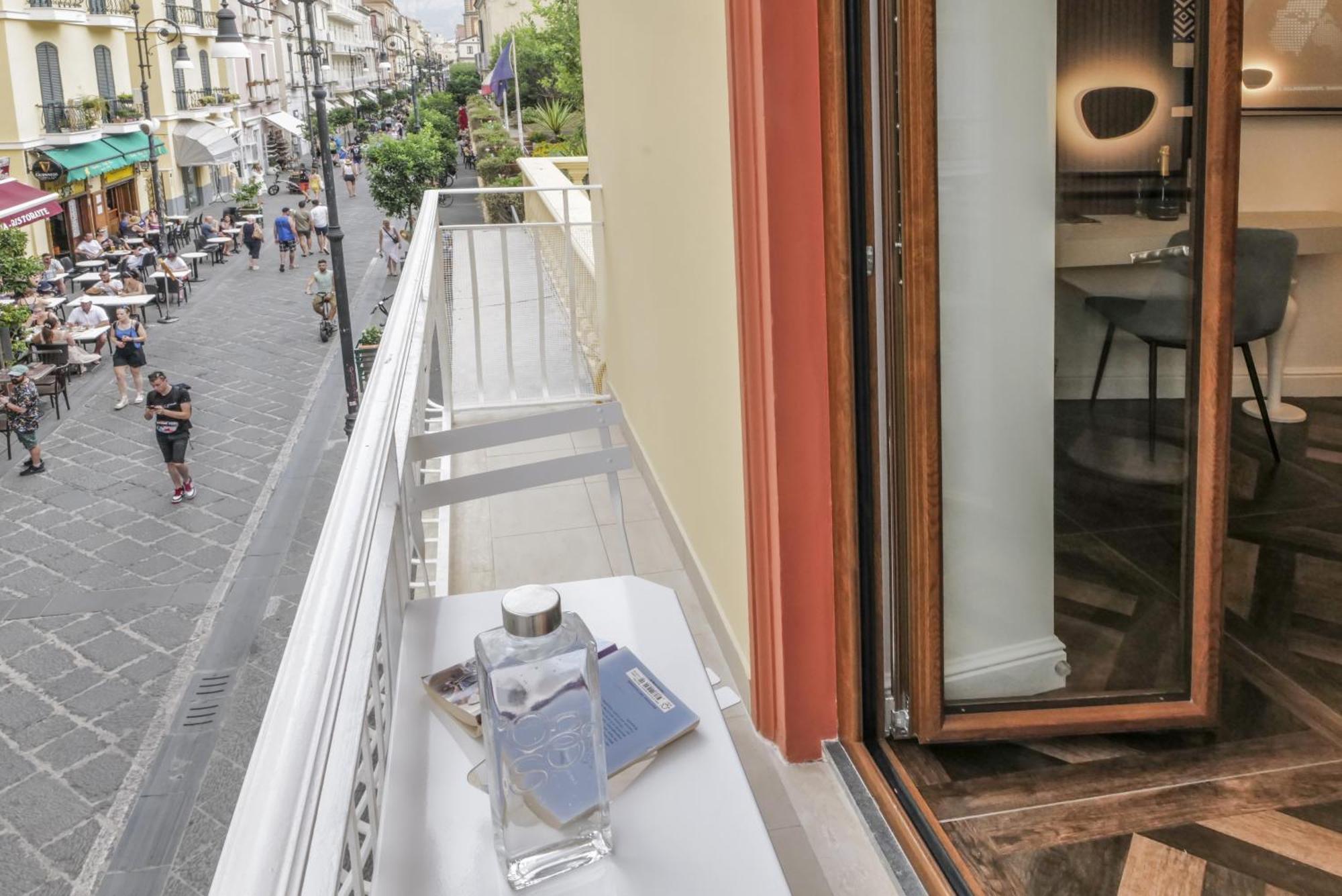 Cafe Latino Suites Sorrento Buitenkant foto
